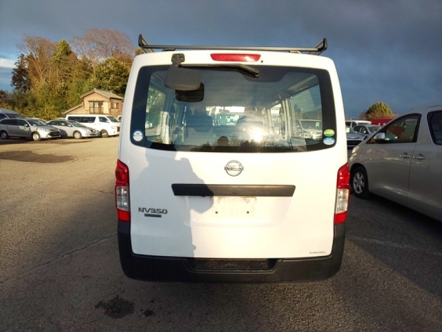 2015 Nissan Caravan Van